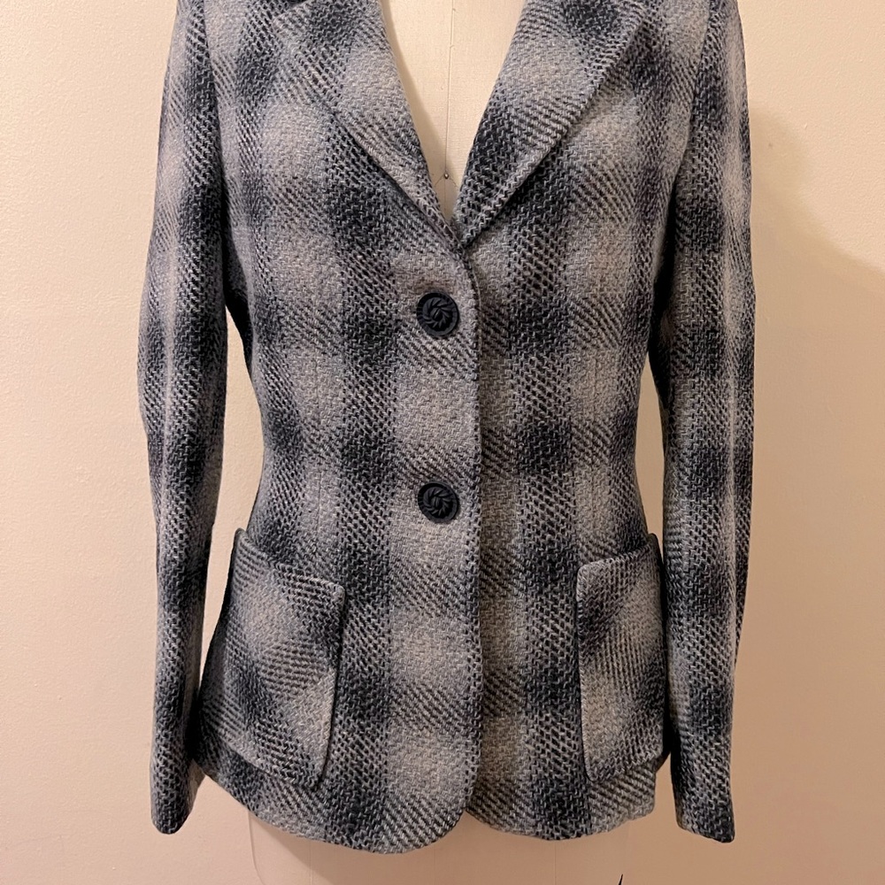 New Ralph Lauren 2 buttoned jacket - Picture 2 of 6